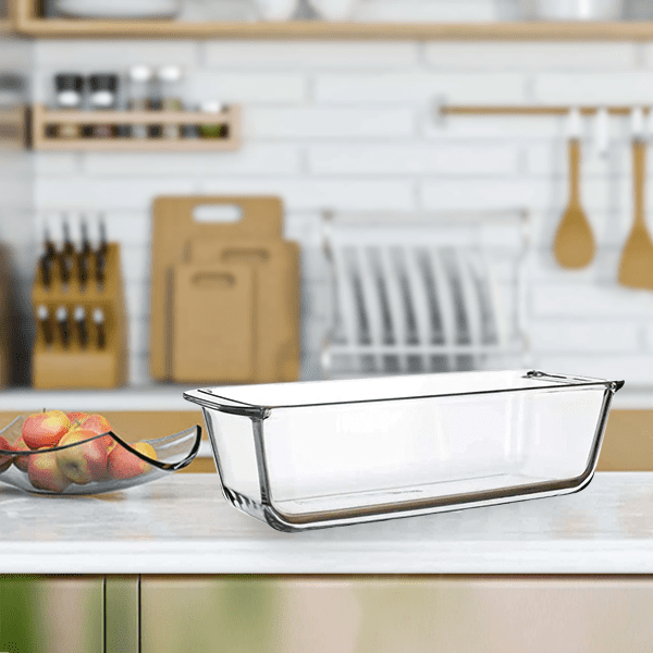 1104011 Pyrex Rectangular Cake Pan 30cm - Image 1